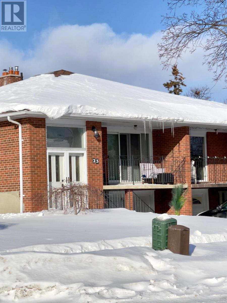Room #1 - 23 St. Paschal Court N, Toronto, Ontario  M2M 1X6 - Photo 2 - C12785770