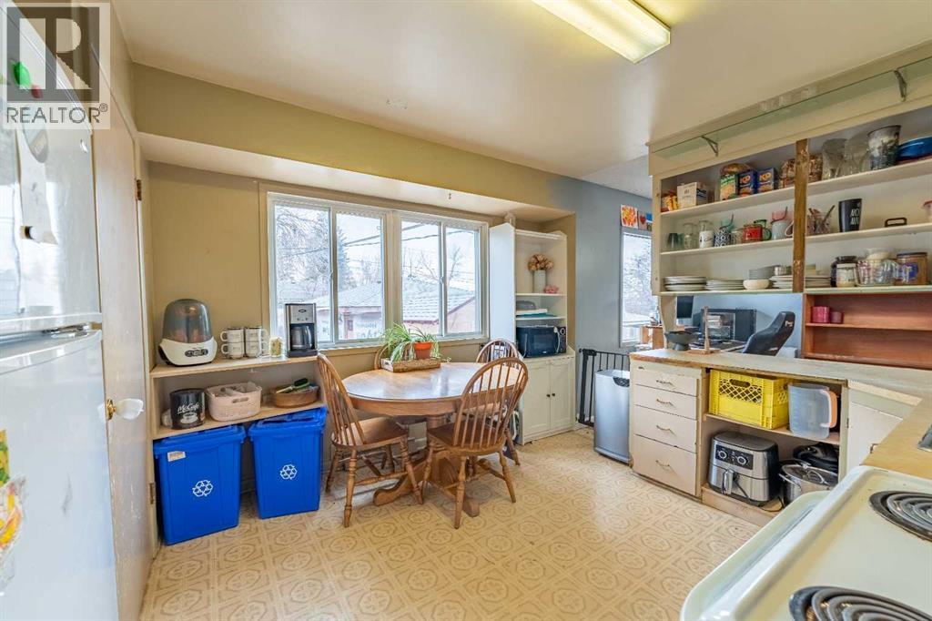 424 Tavender Road Nw, Calgary, Alberta  T2K 3M2 - Photo 5 - A2285325