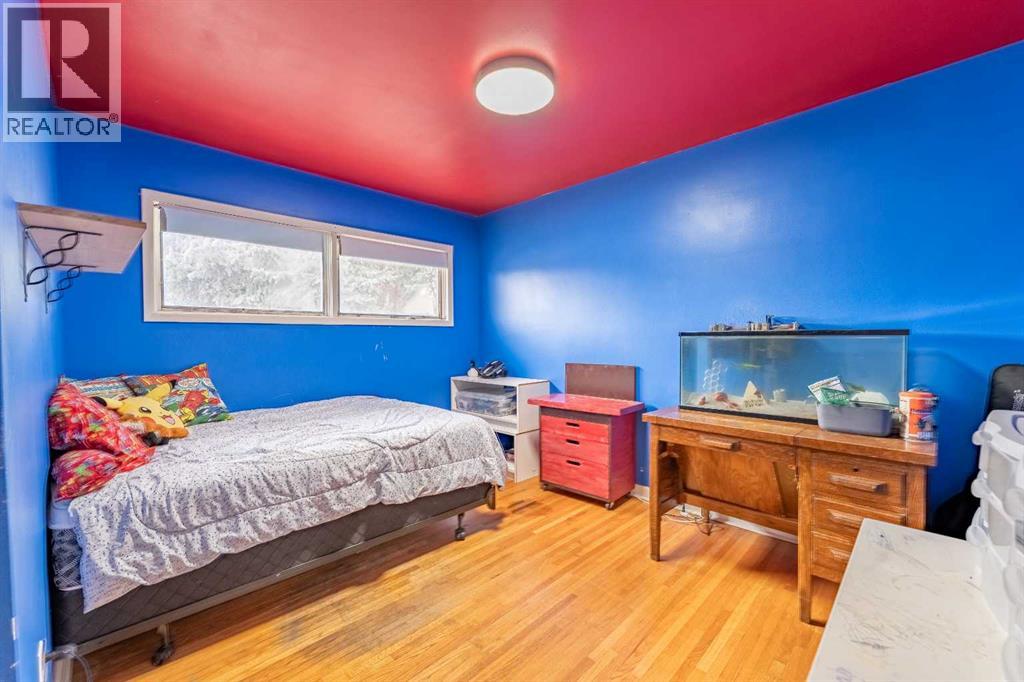 424 Tavender Road Nw, Calgary, Alberta  T2K 3M2 - Photo 8 - A2285325