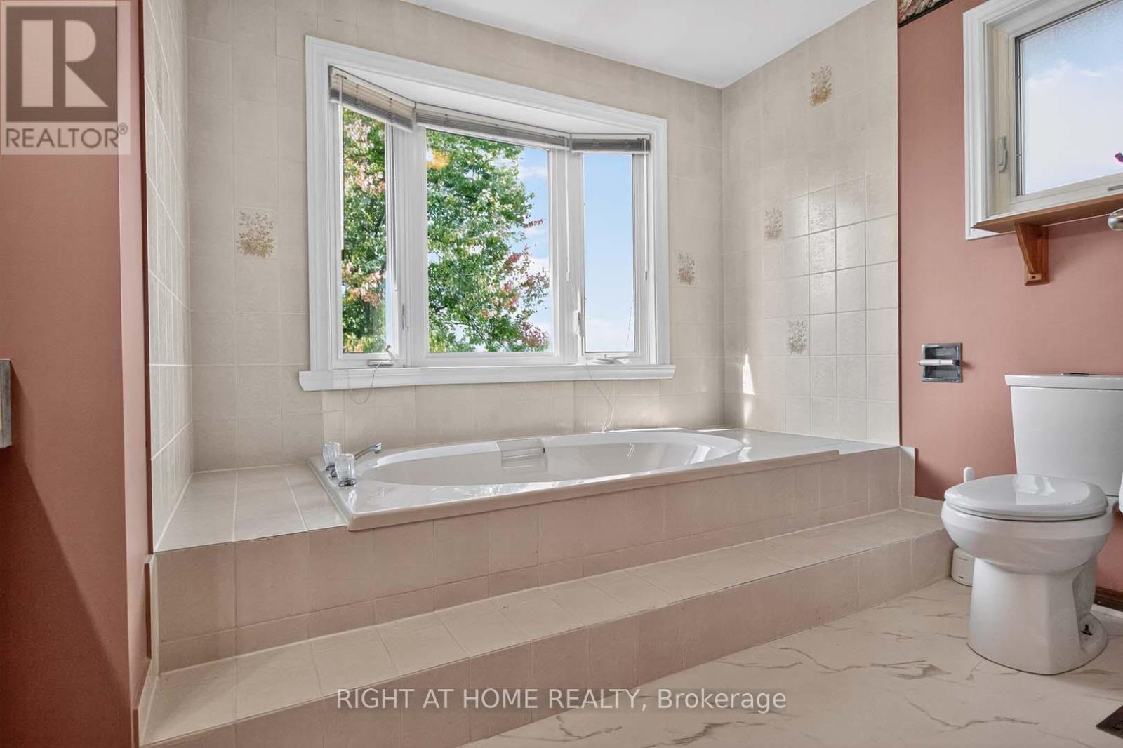 4433 Sedgefield Road, Mississauga, Ontario  L5M 3B6 - Photo 19 - W12785774