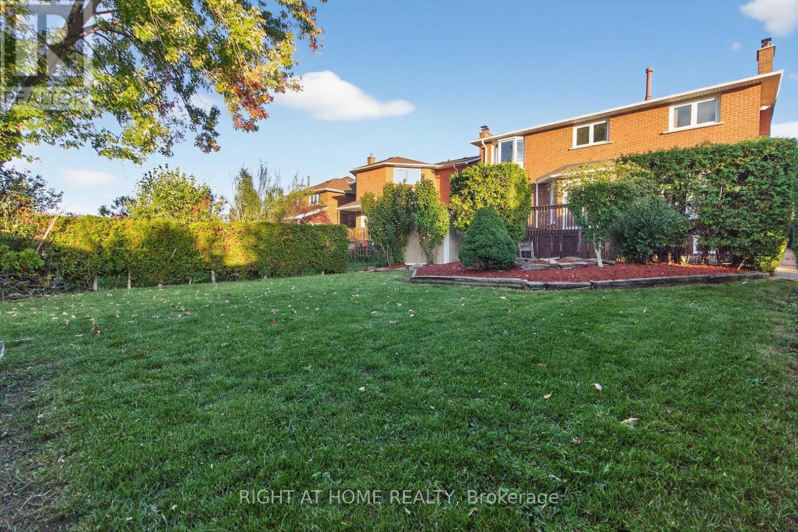 4433 Sedgefield Road, Mississauga, Ontario  L5M 3B6 - Photo 37 - W12785774