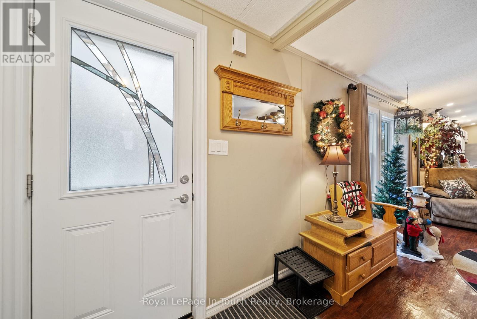 7 - 5411 Elliott Side Road, Tay, Ontario  L4R 4K3 - Photo 2 - S12607026