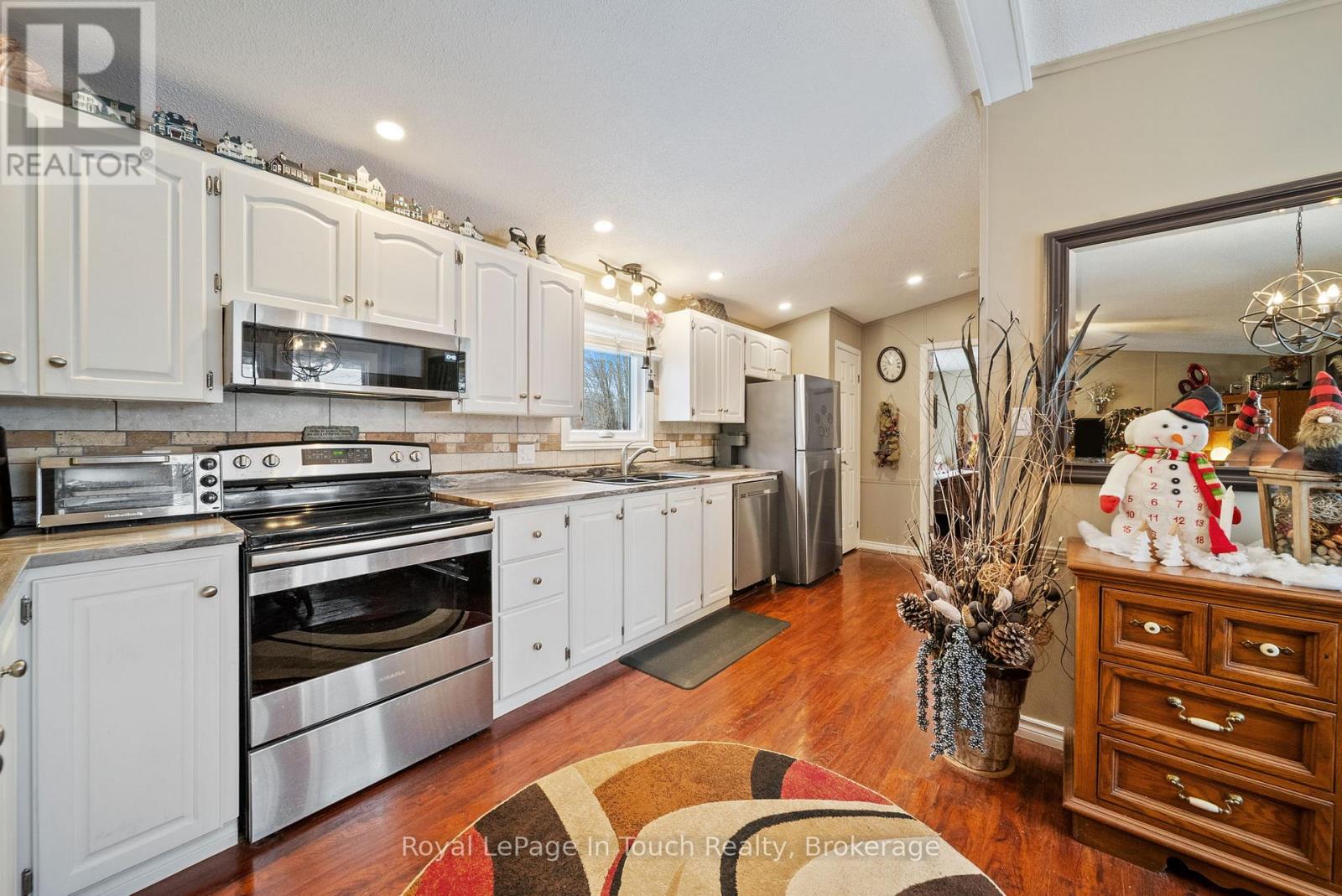 7 - 5411 Elliott Side Road, Tay, Ontario  L4R 4K3 - Photo 8 - S12607026