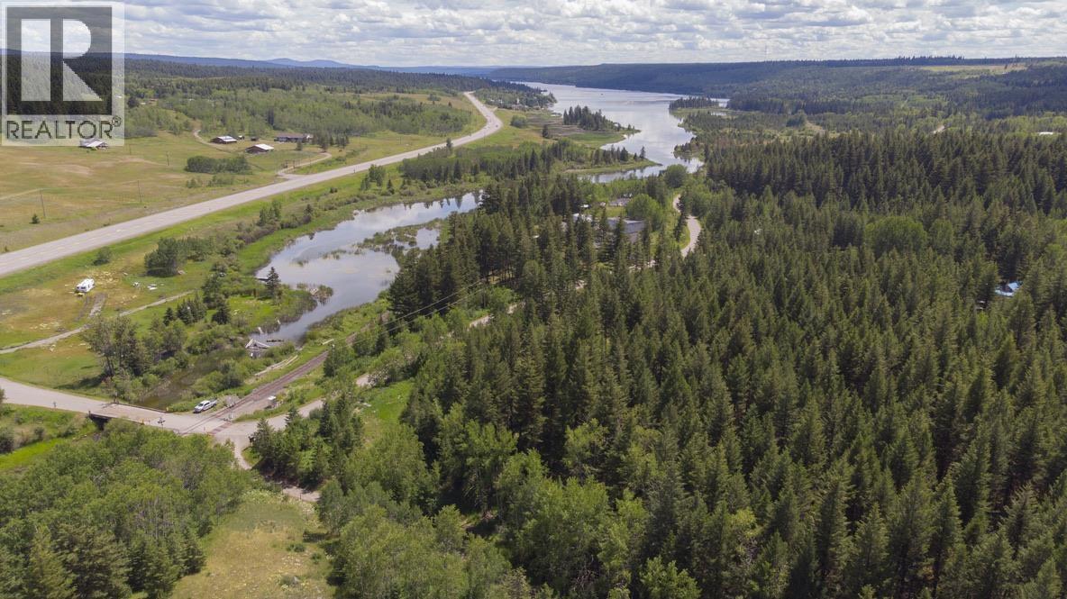 3340 WRIGHT STATION ROAD, Lac La Hache, British Columbia