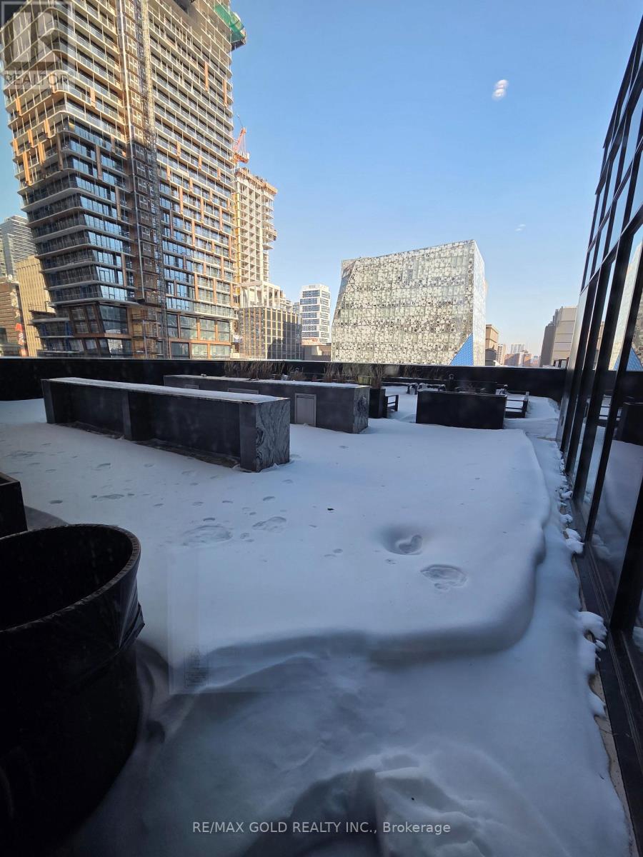 812 - 20 Edward Street W, Toronto, Ontario  M5G 0C5 - Photo 17 - C12780802