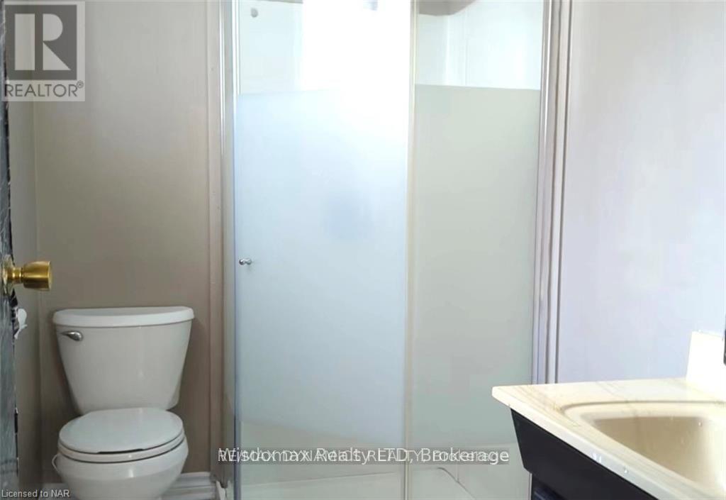 Mainfloor - 3838 Rebstock Road, Fort Erie, Ontario  L0S 1B0 - Photo 4 - X12612536