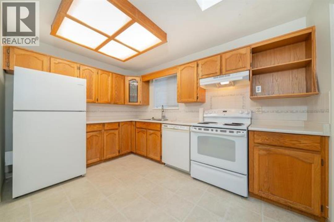 11484 207 Street, Maple Ridge, British Columbia  V2X 1X1 - Photo 5 - R3088404