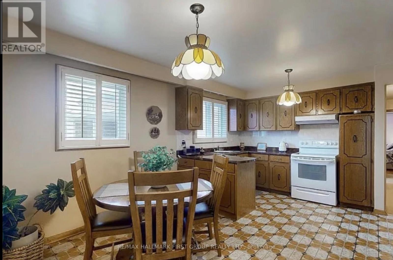 Room #2 - 23 St. Paschal Court N, Toronto, Ontario  M2M 1X6 - Photo 4 - C12785798