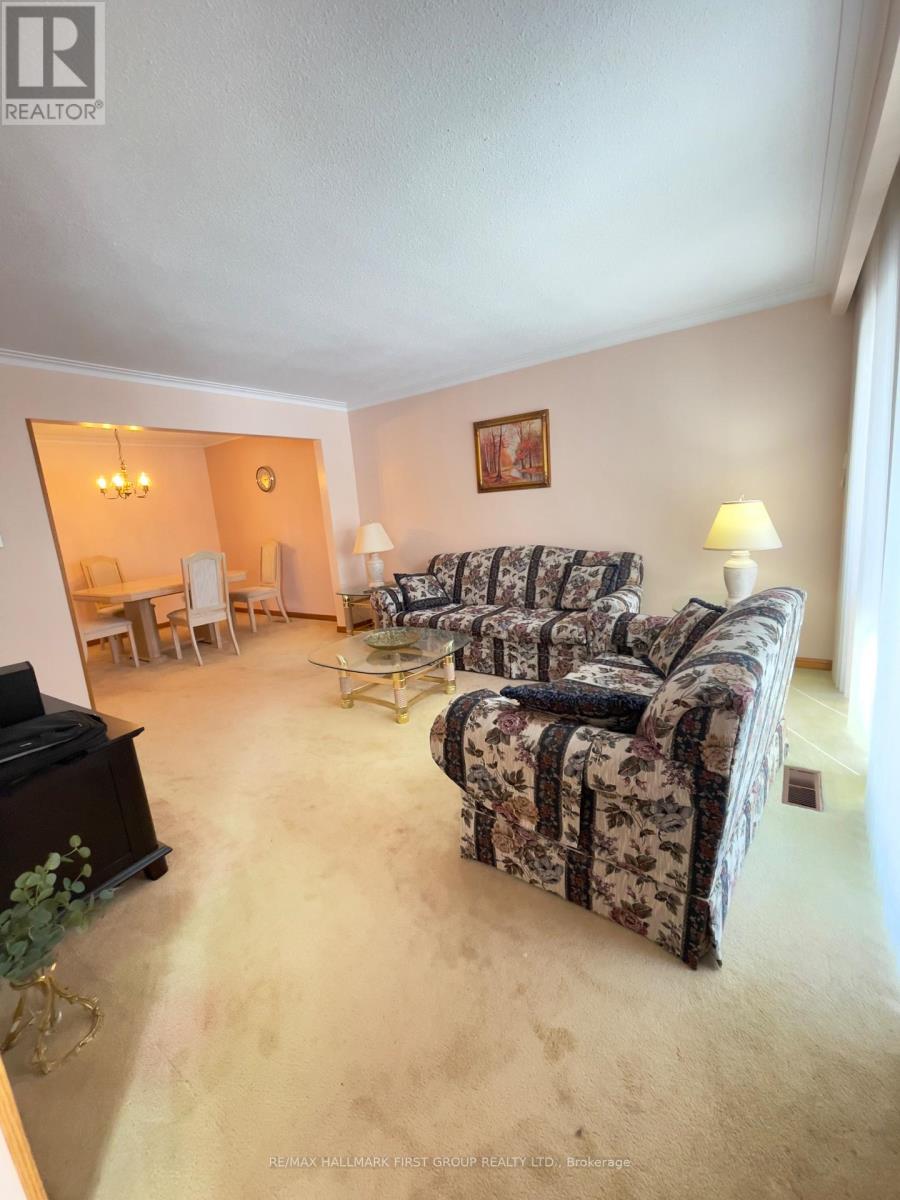 Room #2 - 23 St. Paschal Court N, Toronto, Ontario  M2M 1X6 - Photo 6 - C12785798