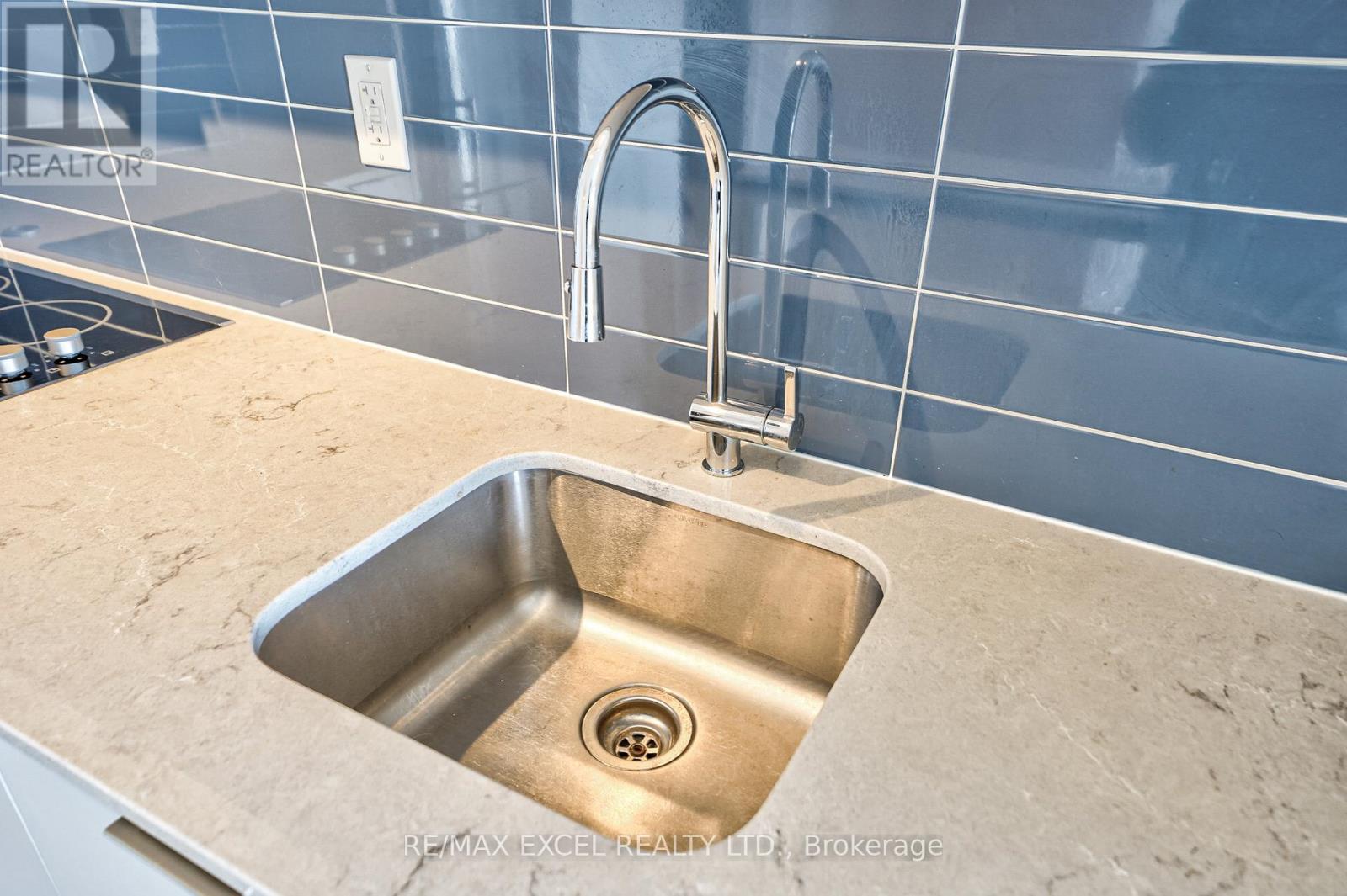 2303 - 20 Thomas Riley Road, Toronto, Ontario  M9B 1B3 - Photo 19 - W12785796