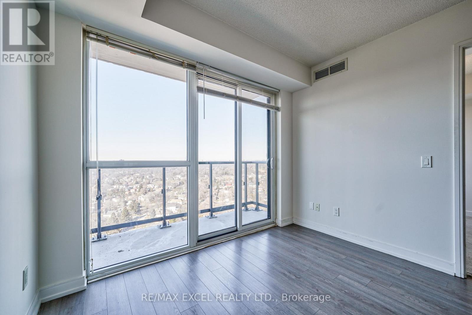 2303 - 20 Thomas Riley Road, Toronto, Ontario  M9B 1B3 - Photo 23 - W12785796