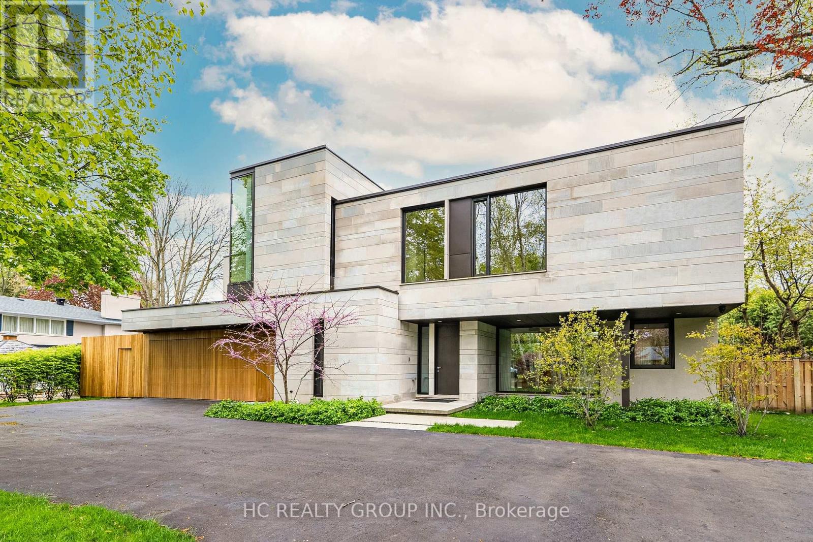 1336 HILLHURST ROAD, Oakville, Ontario
