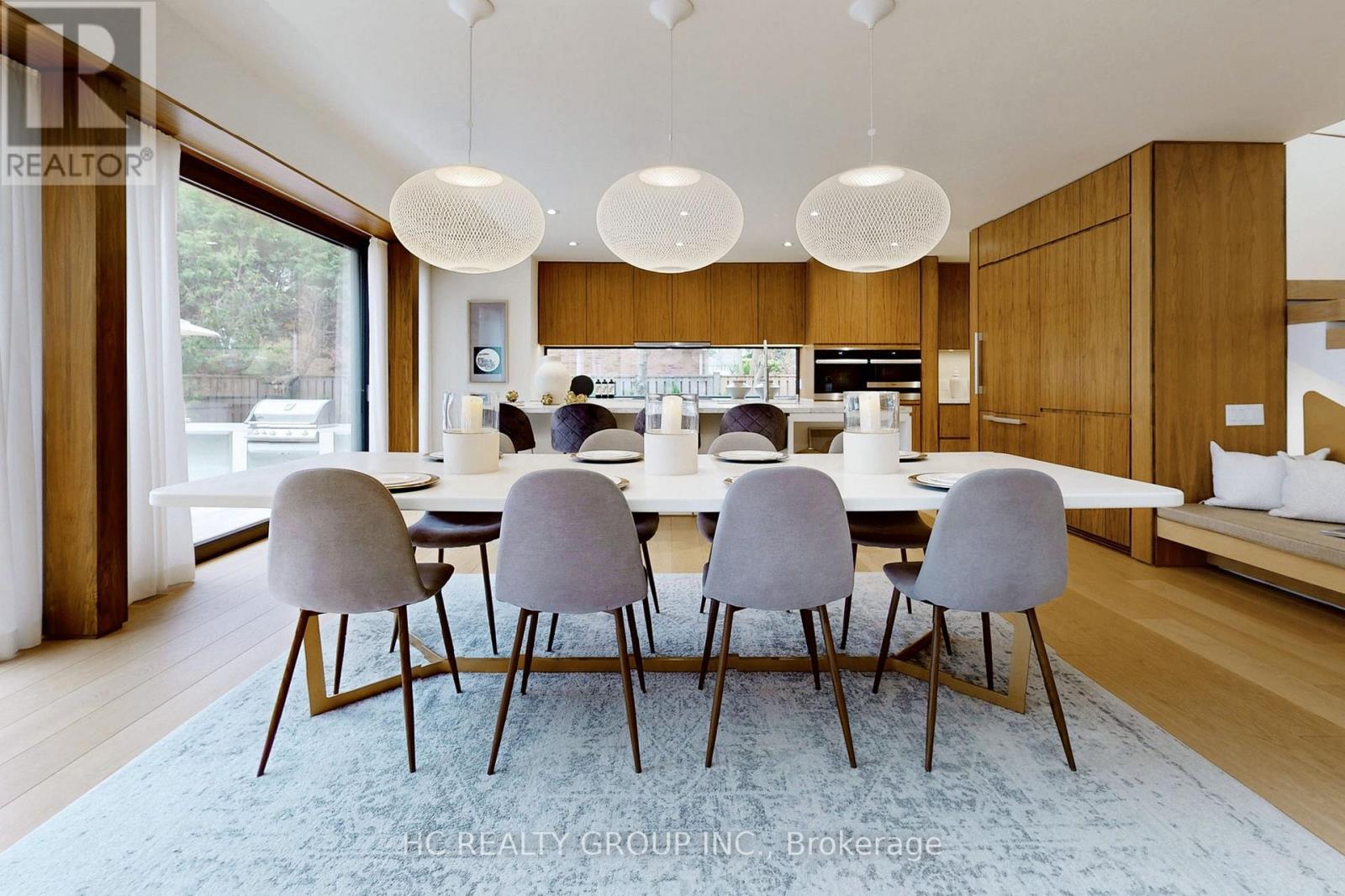 1336 Hillhurst Road, Oakville, Ontario  L6J 1X5 - Photo 11 - W12785802