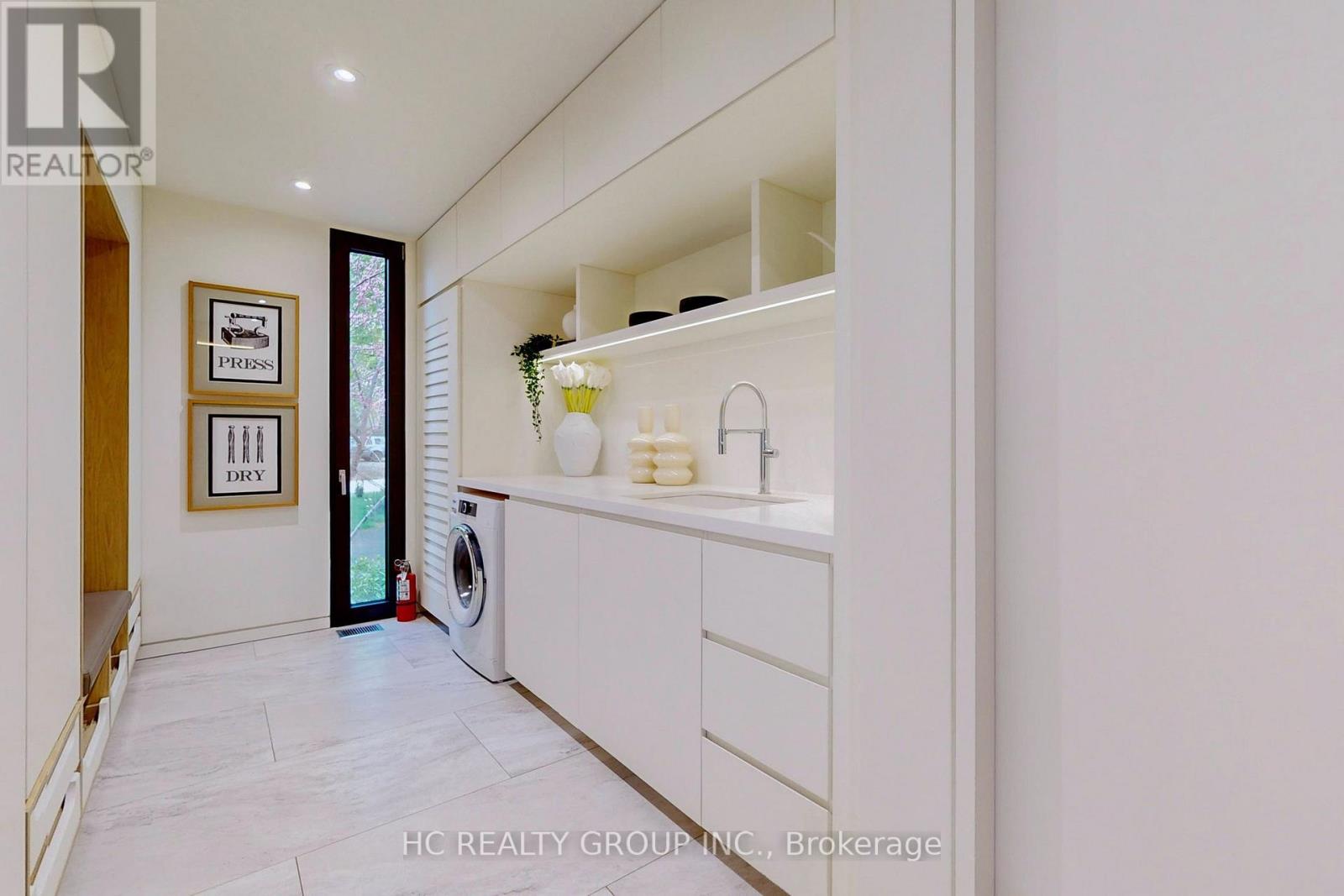 1336 Hillhurst Road, Oakville, Ontario  L6J 1X5 - Photo 19 - W12785802