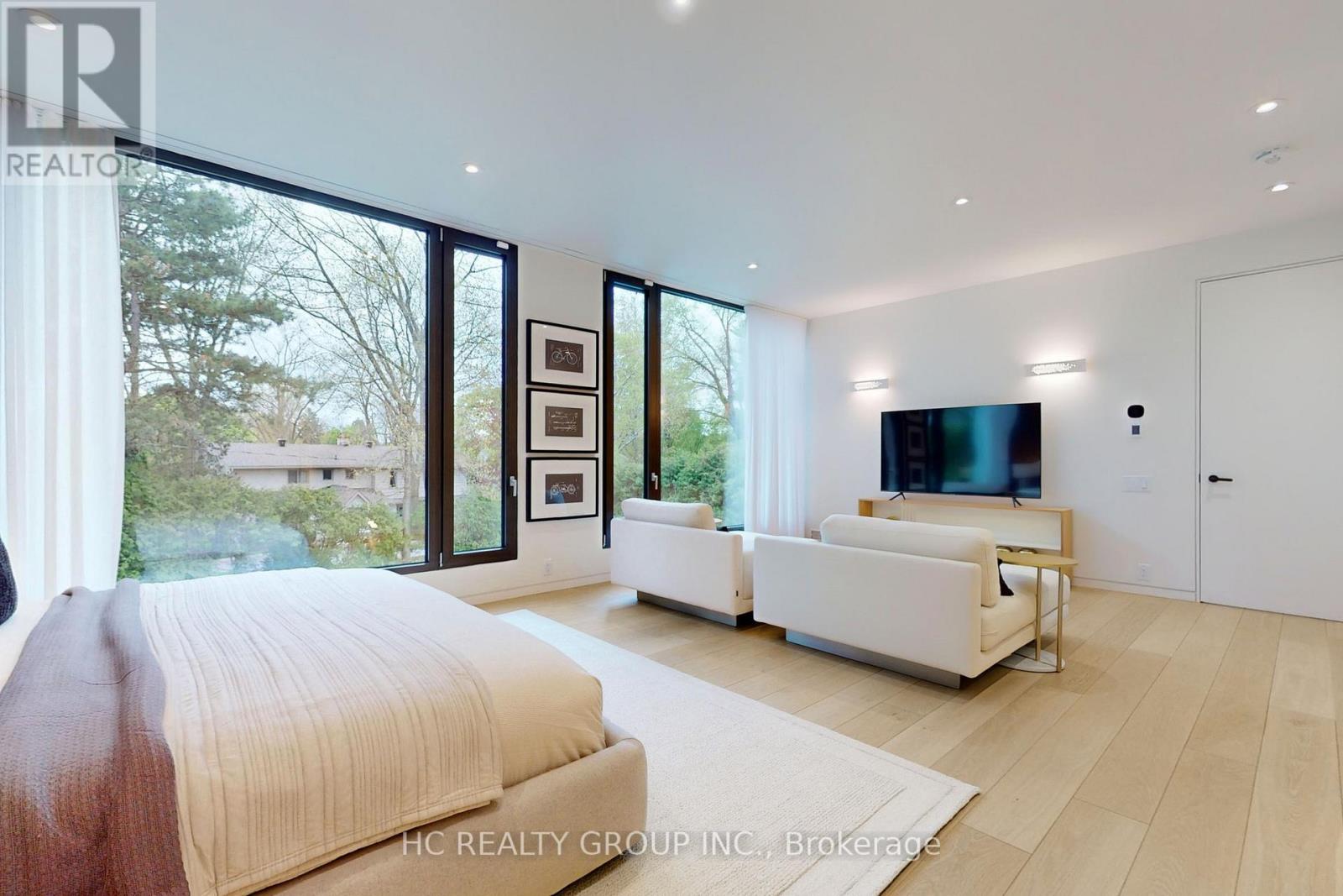 1336 Hillhurst Road, Oakville, Ontario  L6J 1X5 - Photo 24 - W12785802