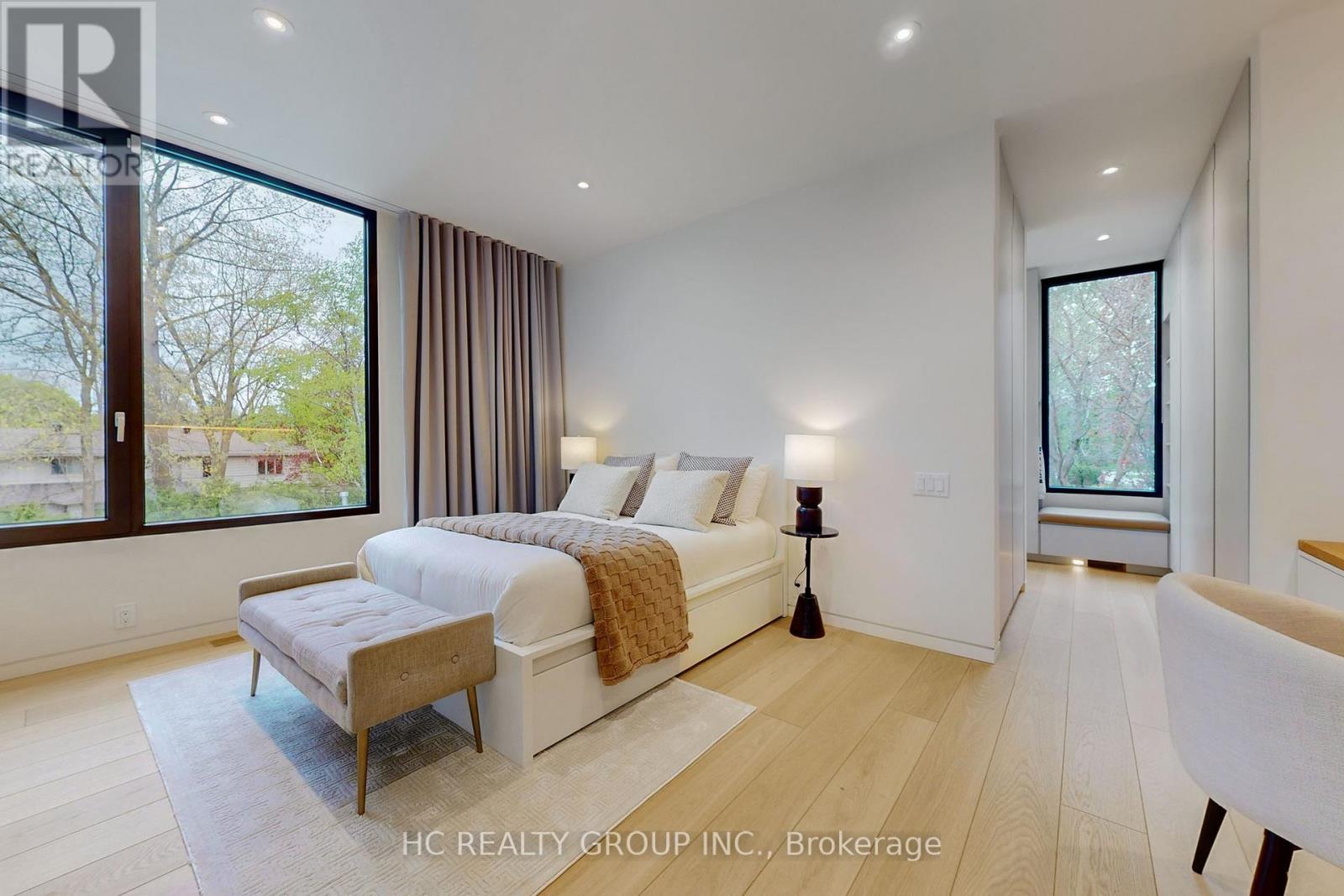 1336 Hillhurst Road, Oakville, Ontario  L6J 1X5 - Photo 29 - W12785802