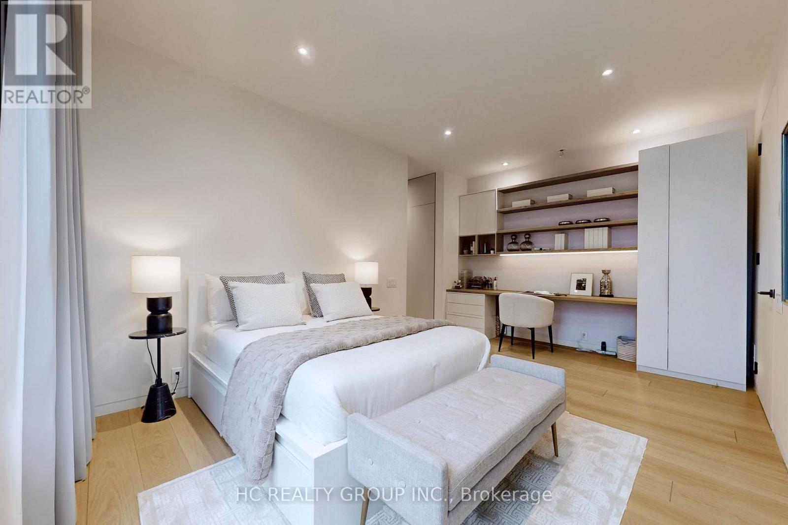 1336 Hillhurst Road, Oakville, Ontario  L6J 1X5 - Photo 30 - W12785802