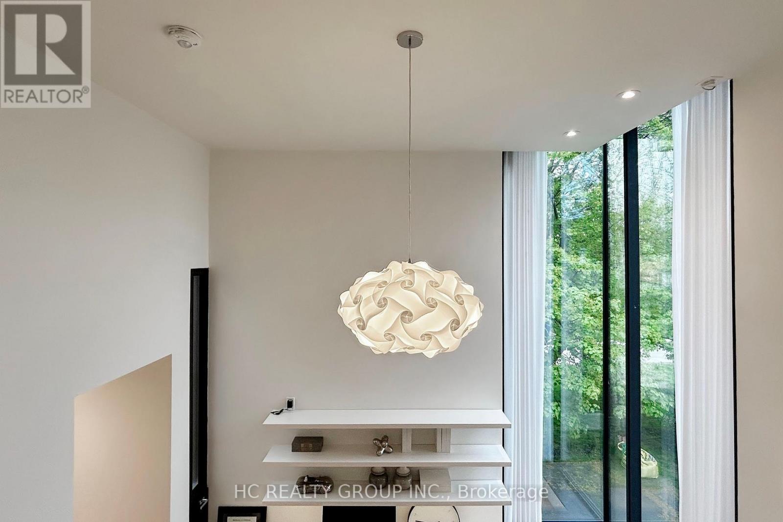 1336 Hillhurst Road, Oakville, Ontario  L6J 1X5 - Photo 37 - W12785802