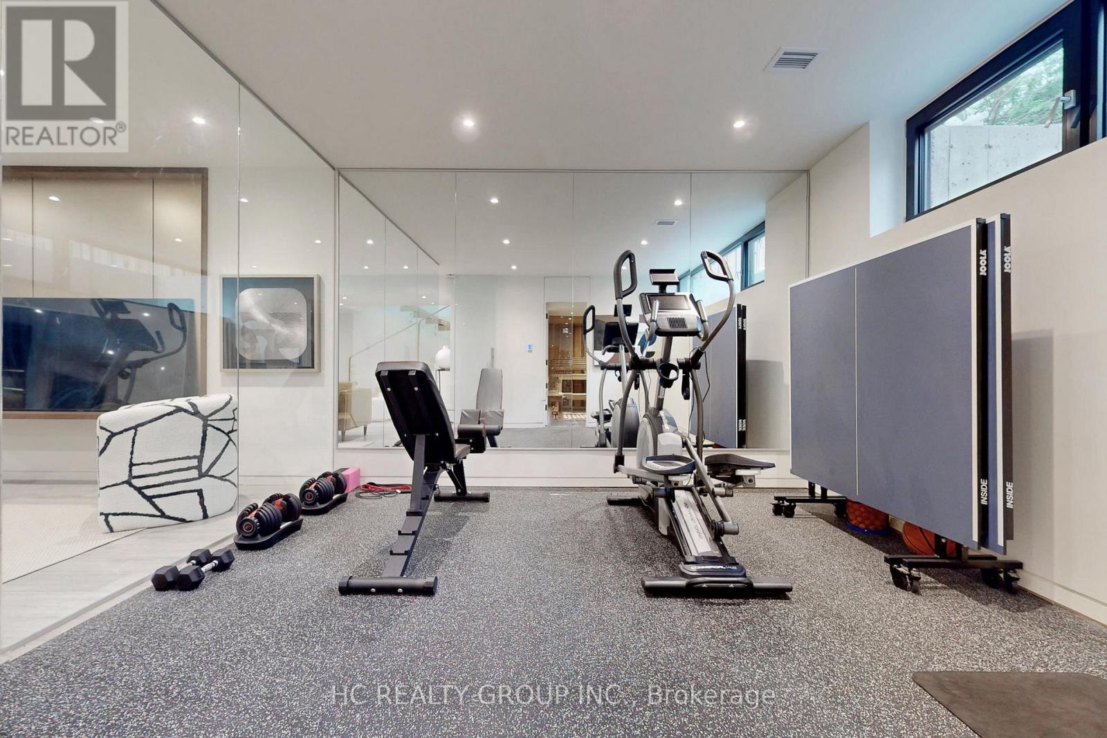 1336 Hillhurst Road, Oakville, Ontario  L6J 1X5 - Photo 43 - W12785802