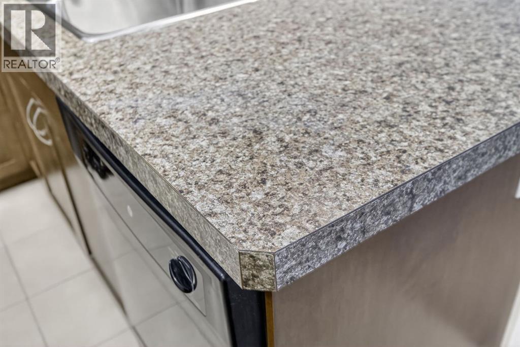 2108, 4 Kingsland Close Se, Airdrie, Alberta  T4A 0A2 - Photo 4 - A2285611