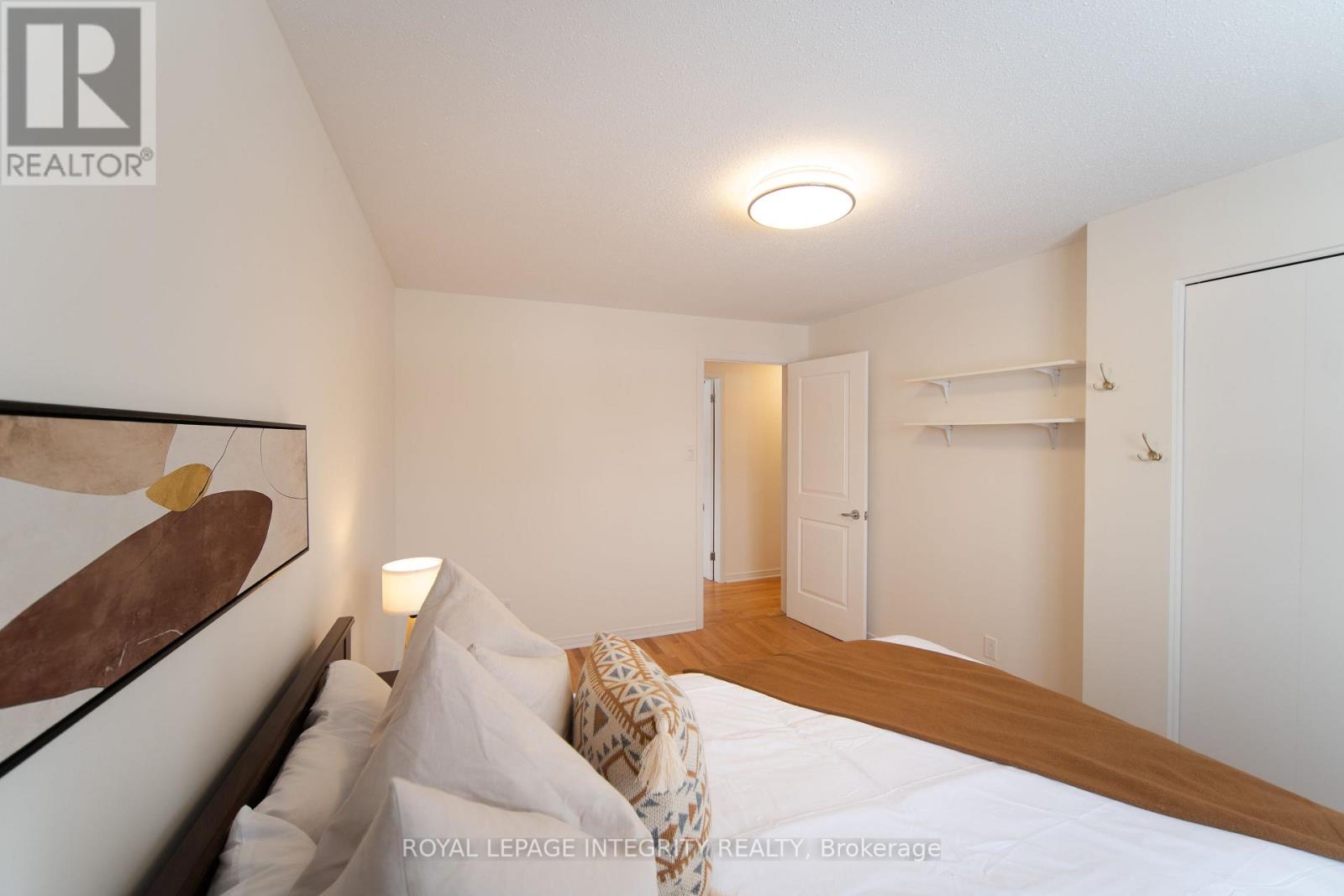 652 La Verendrye Drive, Ottawa, Ontario  K1J 7X4 - Photo 19 - X12785824