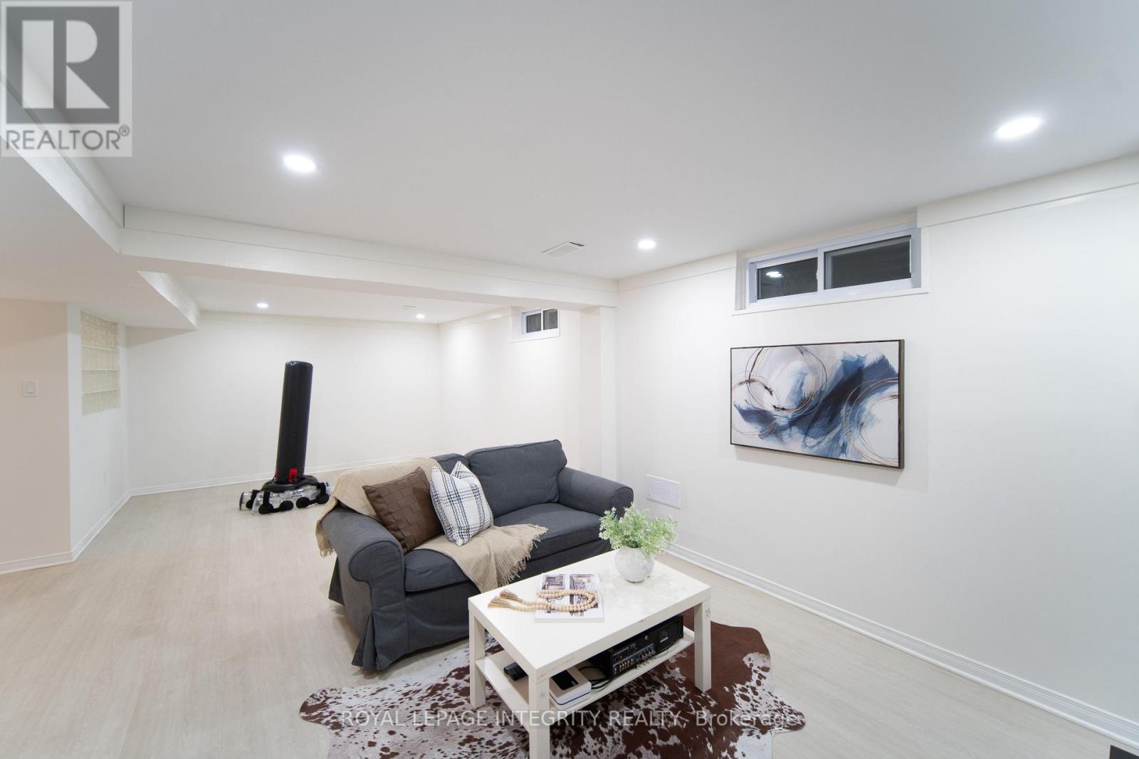 652 La Verendrye Drive, Ottawa, Ontario  K1J 7X4 - Photo 25 - X12785824