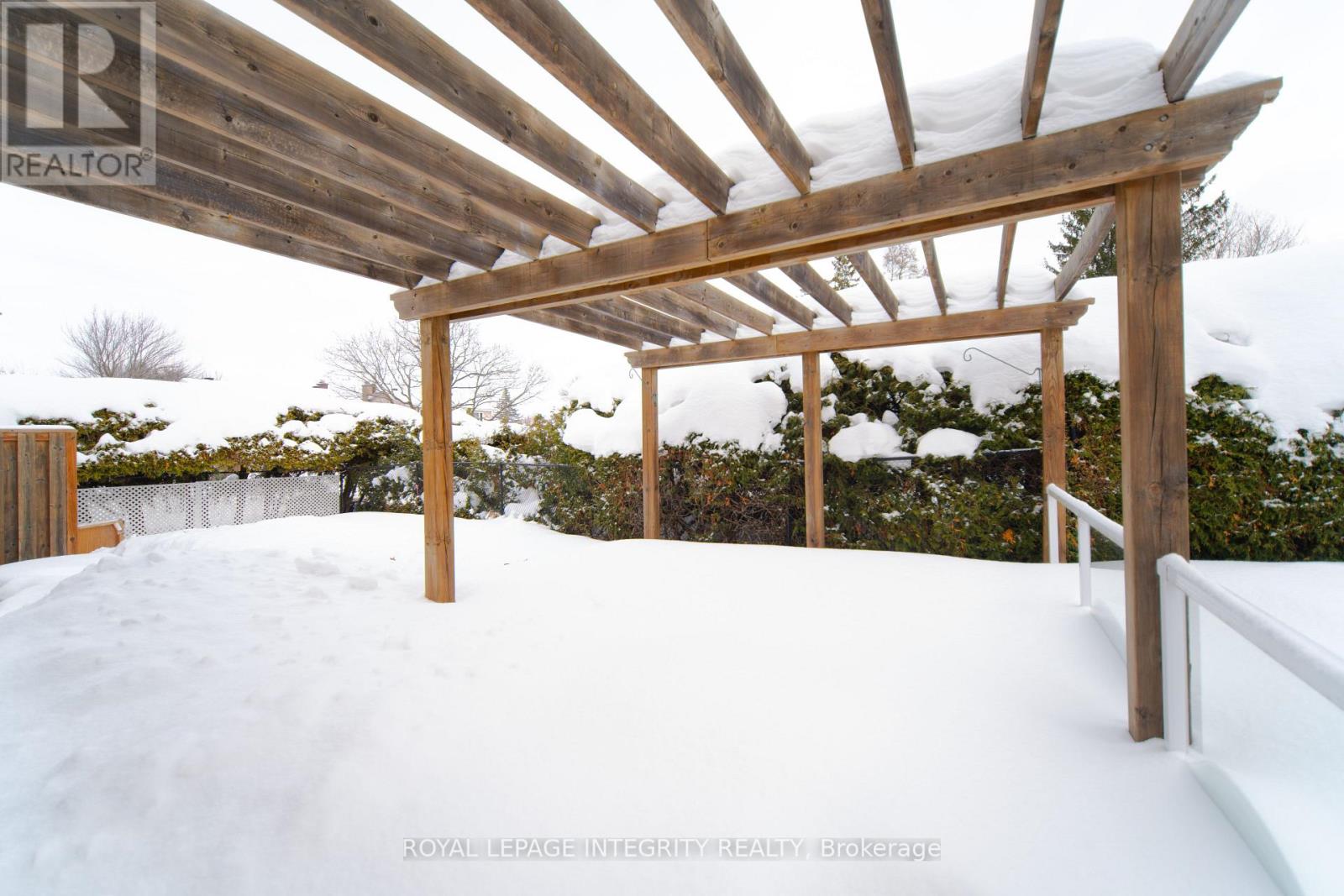 652 La Verendrye Drive, Ottawa, Ontario  K1J 7X4 - Photo 28 - X12785824