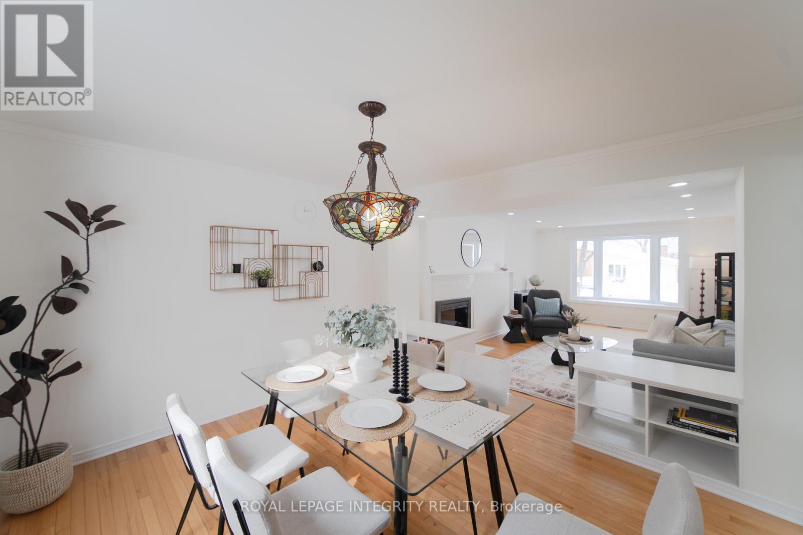 652 La Verendrye Drive, Ottawa, Ontario  K1J 7X4 - Photo 9 - X12785824