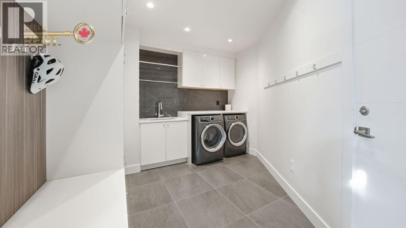 2710 Crescentview Drive, North Vancouver, British Columbia  V7R 2V1 - Photo 19 - R3089673