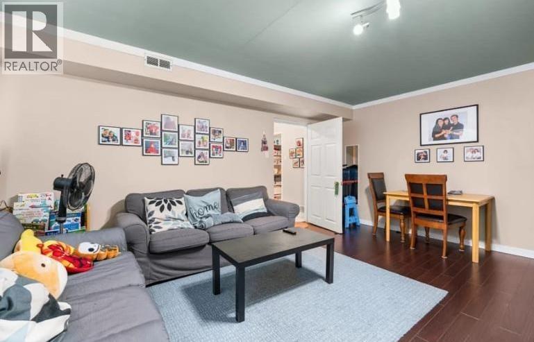 Lower 1106 Duthie Avenue, Burnaby, British Columbia  V5A 2R4 - Photo 7 - R3086843