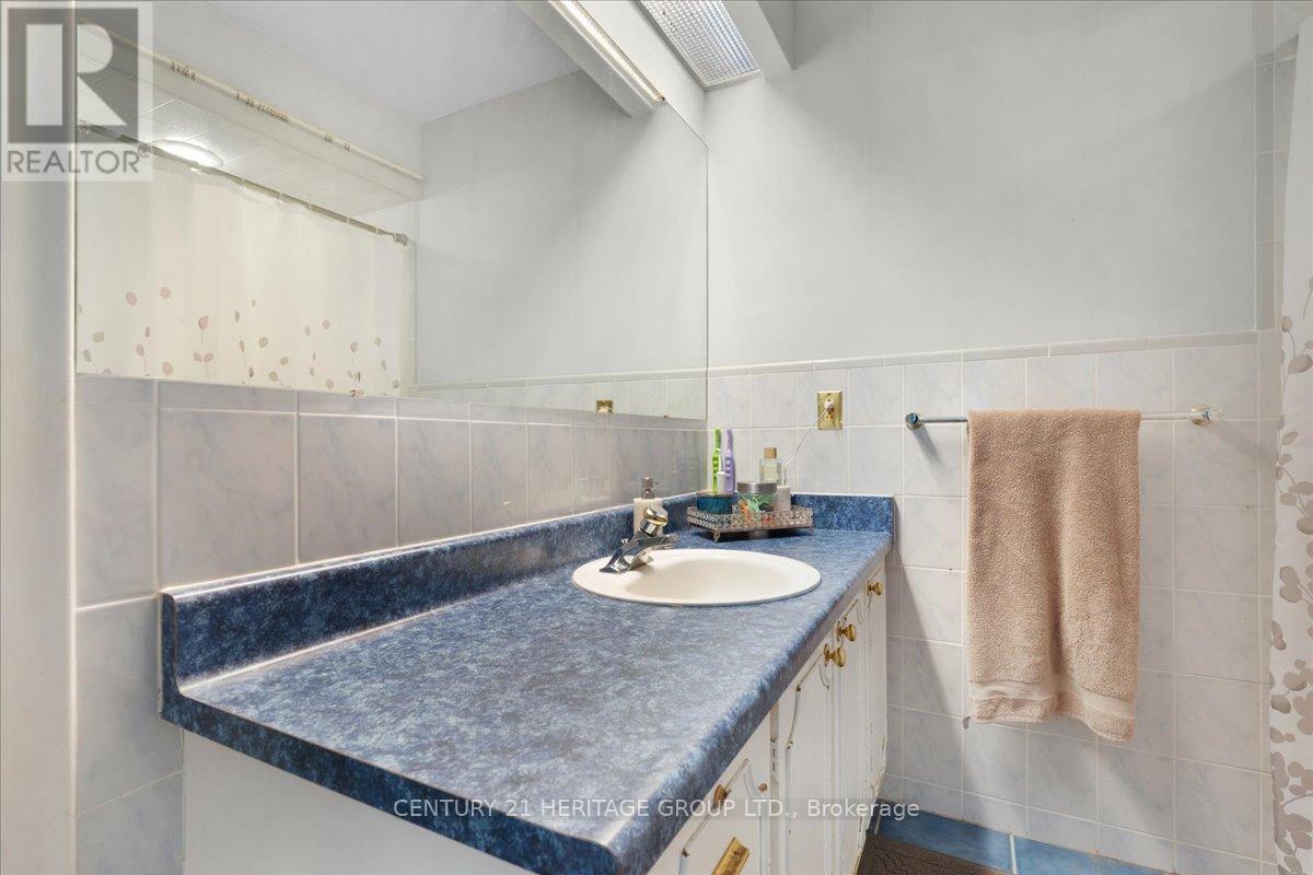 67 Elmhurst Drive, Hamilton, Ontario  L8T 1C5 - Photo 24 - X12785814