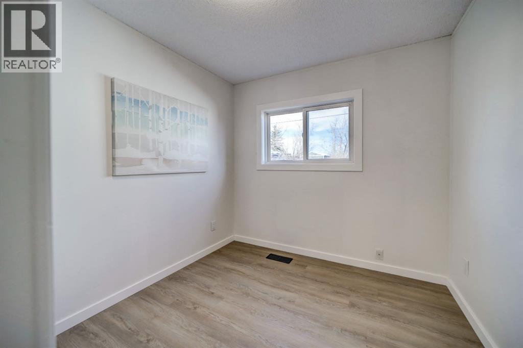 319 Minto Street, Granum, Alberta  T0L 1A0 - Photo 20 - A2285997