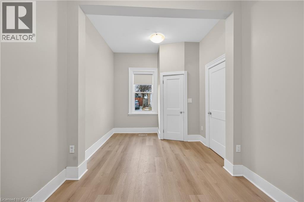 56 Division Street, St. Catharines, Ontario  L2R 3G5 - Photo 22 - 40798513