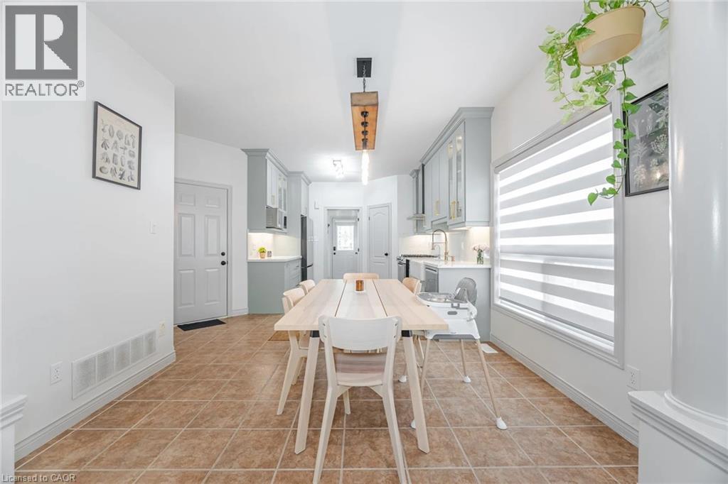 39 Stoneham Street, Alliston, Ontario  L9R 2E6 - Photo 9 - 40805030