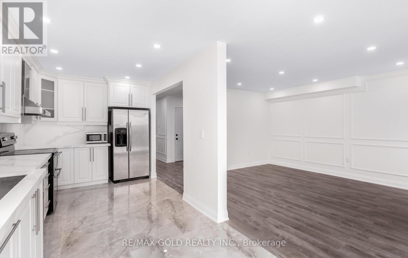 902 Delgado Drive, Mississauga, Ontario  L5V 2S4 - Photo 19 - W12784426