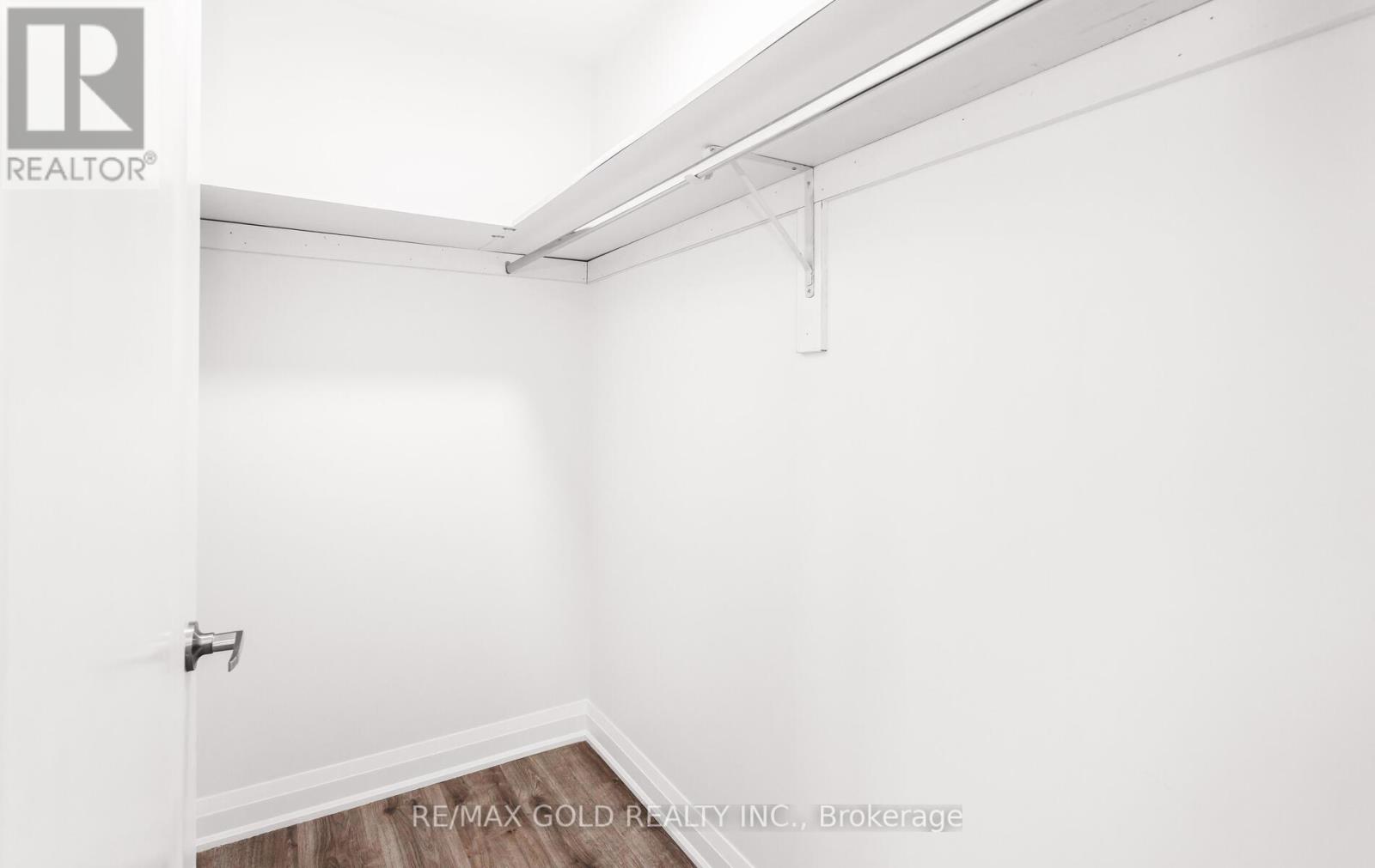 902 Delgado Drive, Mississauga, Ontario  L5V 2S4 - Photo 28 - W12784426