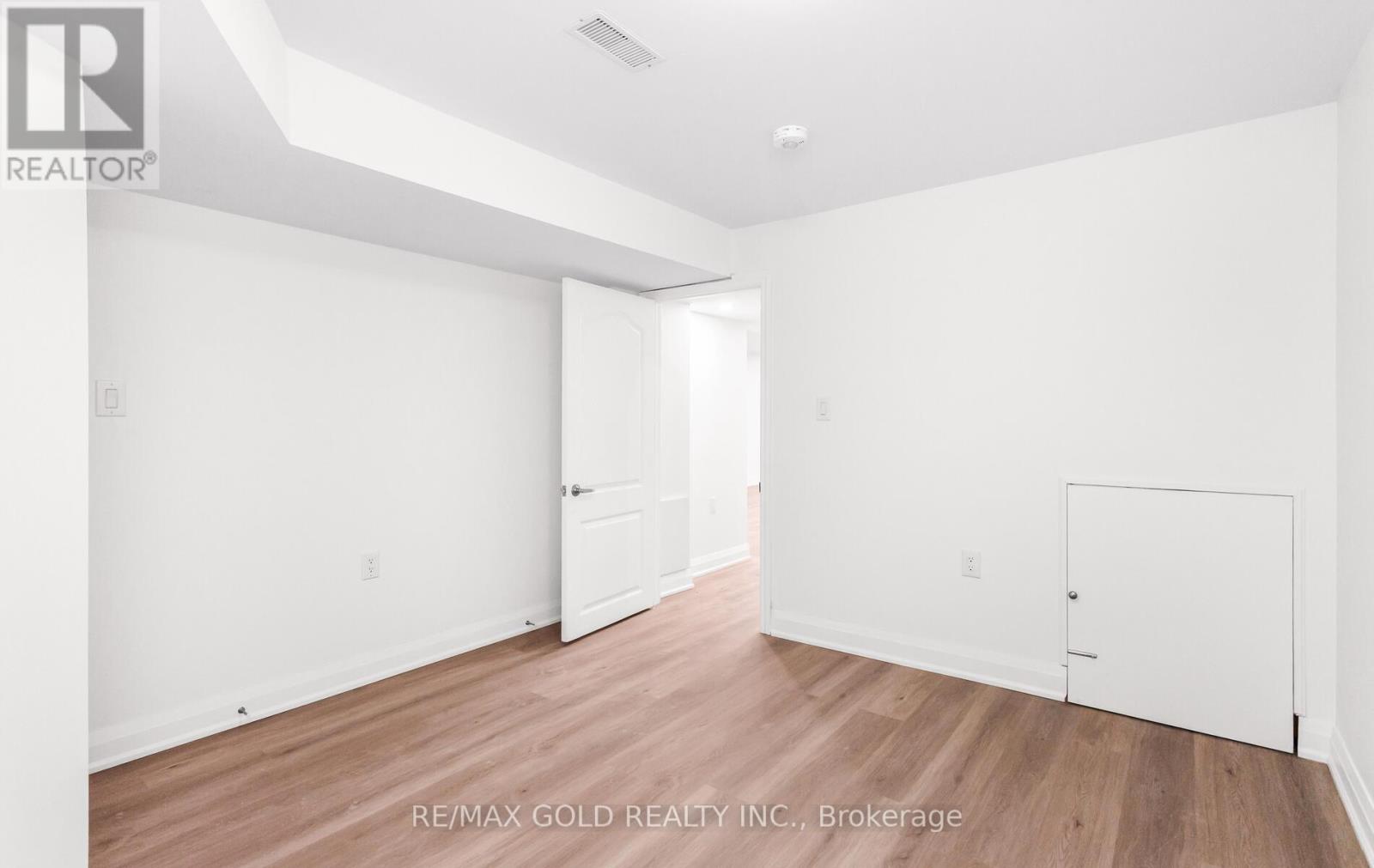 902 Delgado Drive, Mississauga, Ontario  L5V 2S4 - Photo 39 - W12784426