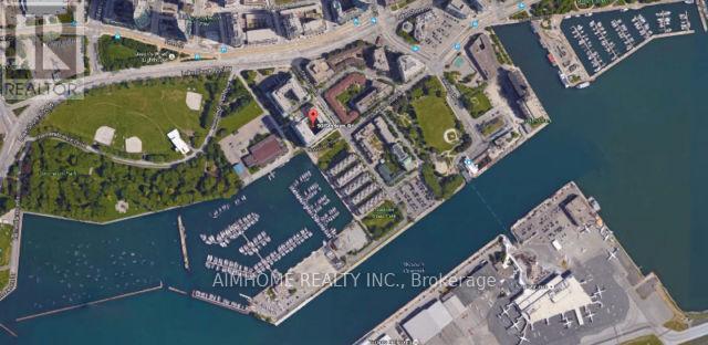 Th 118 - 90 Stadium Road, Toronto, Ontario  M5V 3W5 - Photo 1 - C12785838