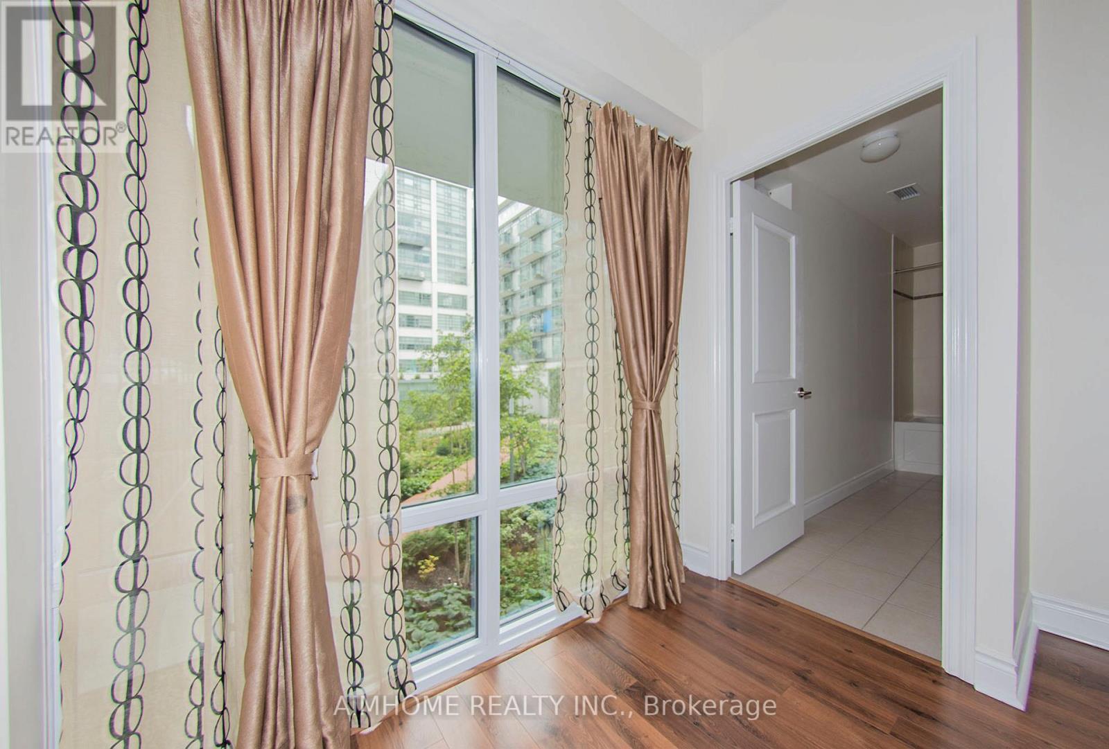 Th 118 - 90 Stadium Road, Toronto, Ontario  M5V 3W5 - Photo 12 - C12785838