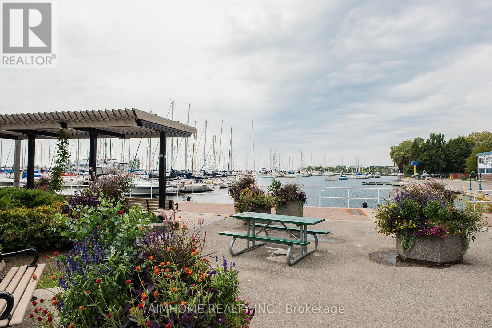 Th 118 - 90 Stadium Road, Toronto, Ontario  M5V 3W5 - Photo 2 - C12785838