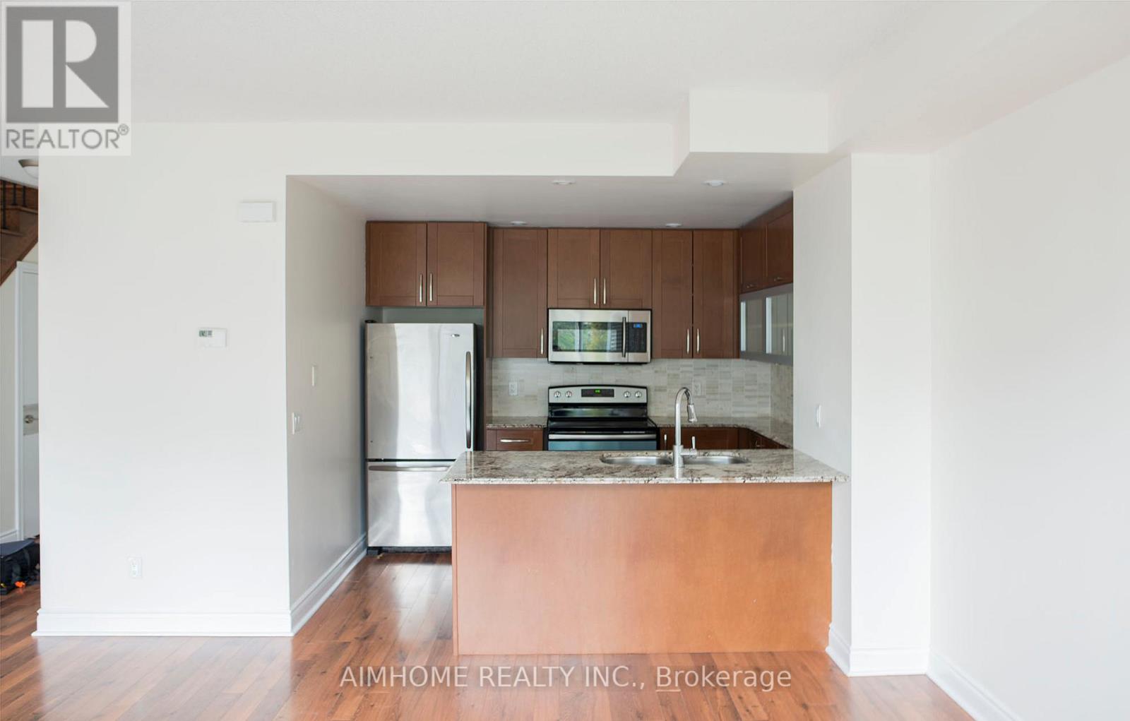 Th 118 - 90 Stadium Road, Toronto, Ontario  M5V 3W5 - Photo 7 - C12785838