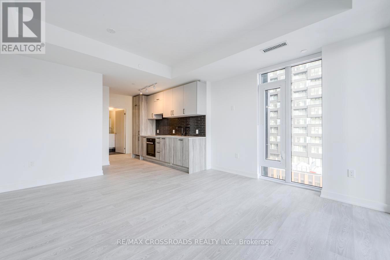 702 - 1 Quarrington Lane, Toronto, Ontario  M3C 0S4 - Photo 10 - C12785846