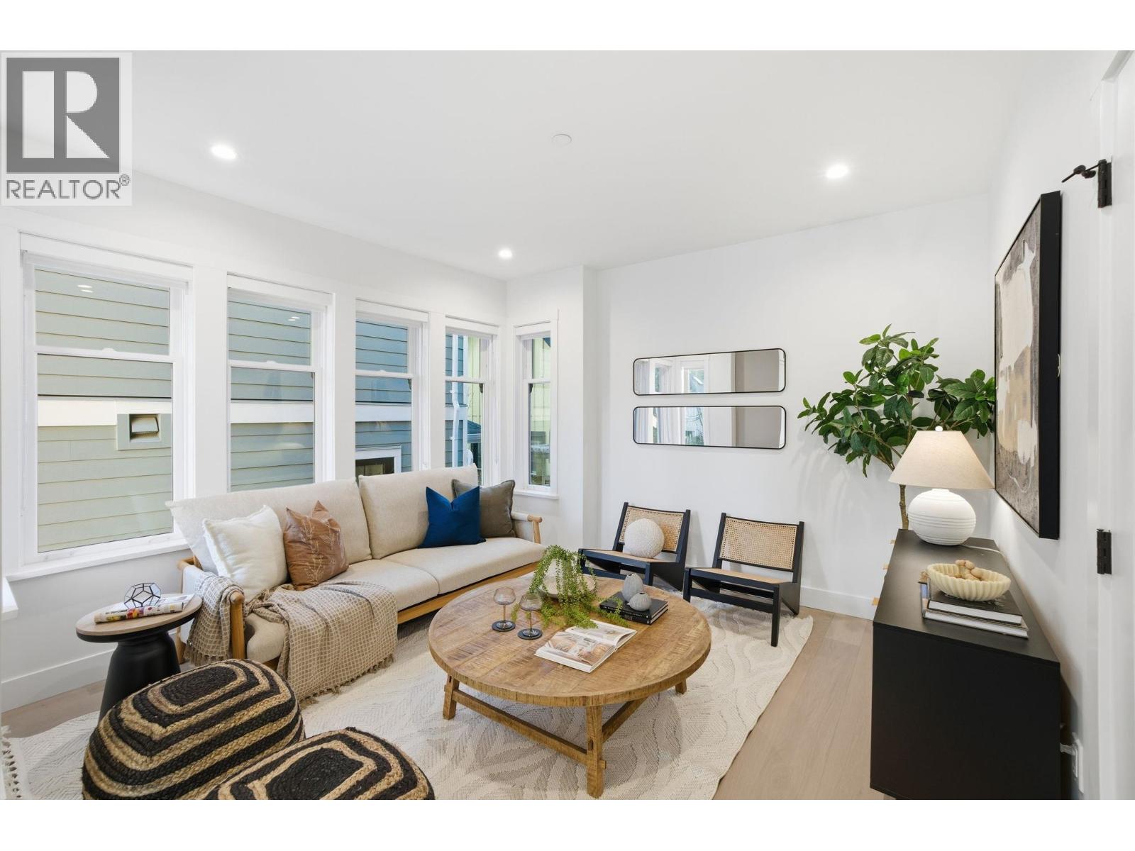 1967 Napier Street, Vancouver, British Columbia  V5L 2N6 - Photo 5 - R3089573