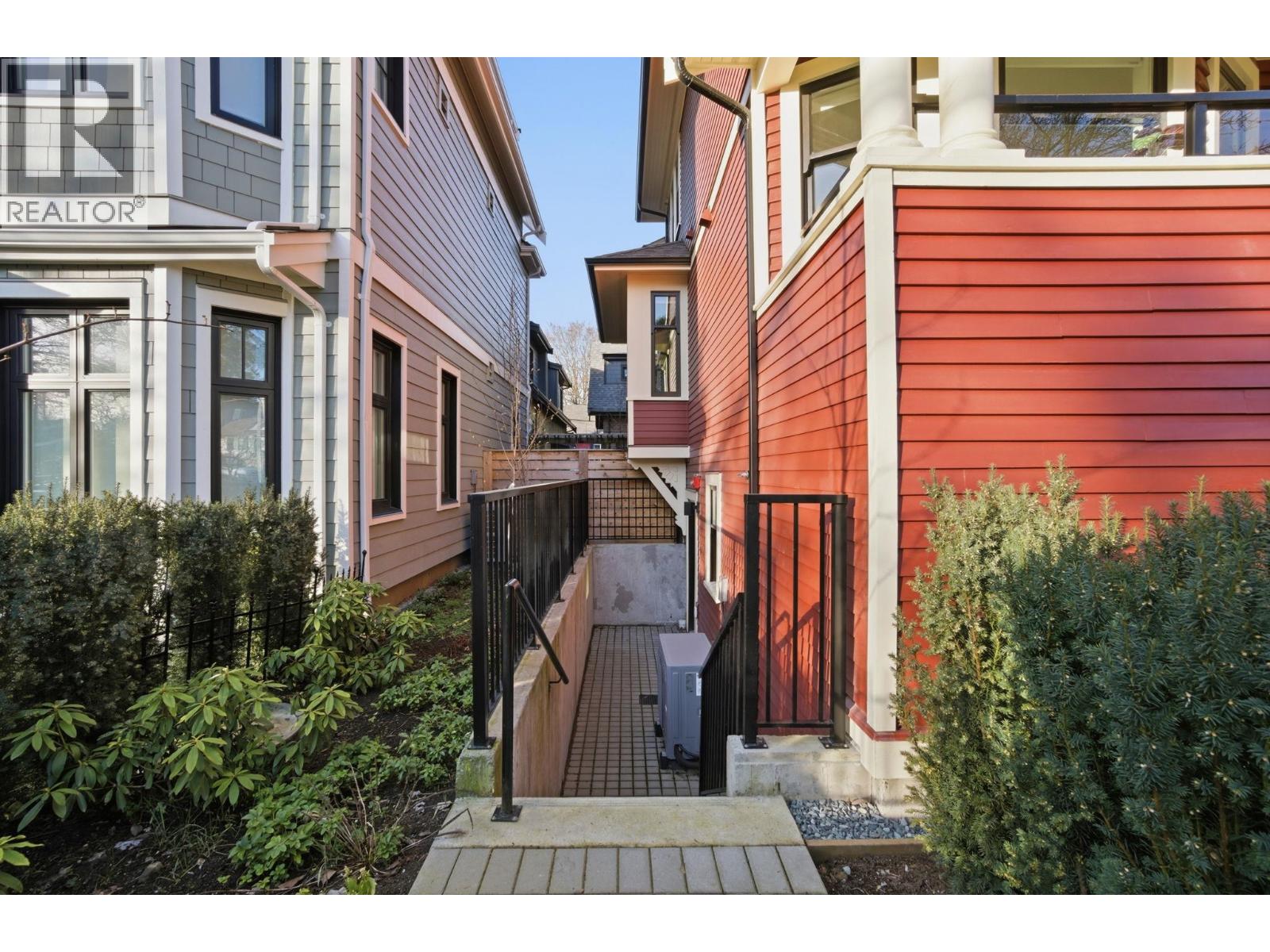 1967 Napier Street, Vancouver, British Columbia  V5L 2N6 - Photo 27 - R3089573