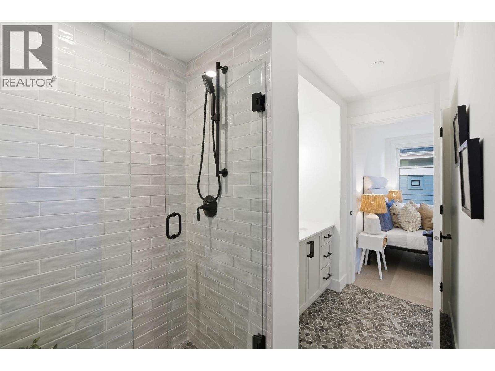 1081 Semlin Drive, Vancouver, British Columbia  V5L 2N6 - Photo 19 - R3089571