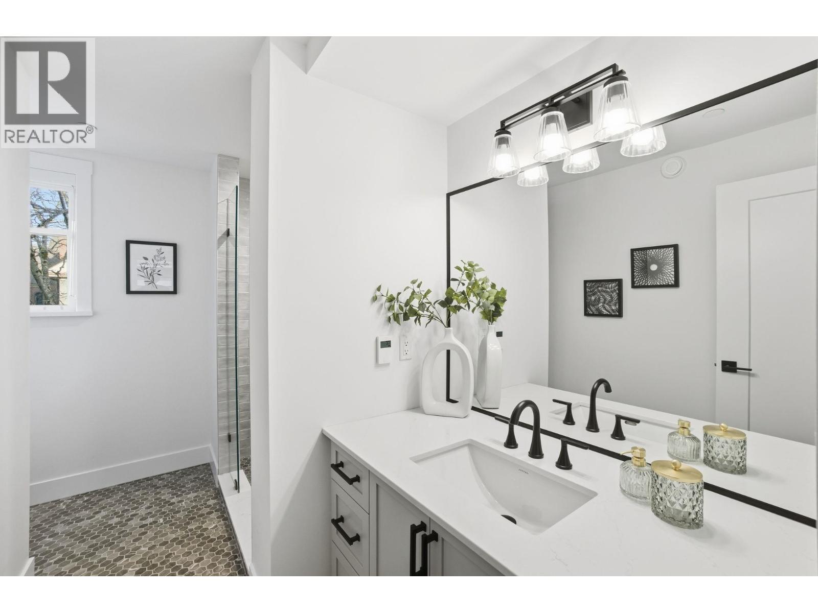 1081 Semlin Drive, Vancouver, British Columbia  V5L 2N6 - Photo 20 - R3089571