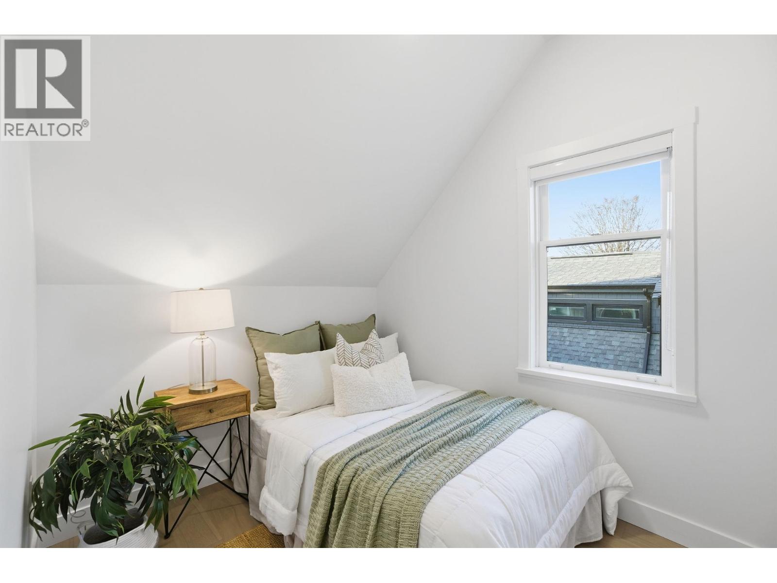 1081 Semlin Drive, Vancouver, British Columbia  V5L 2N6 - Photo 21 - R3089571