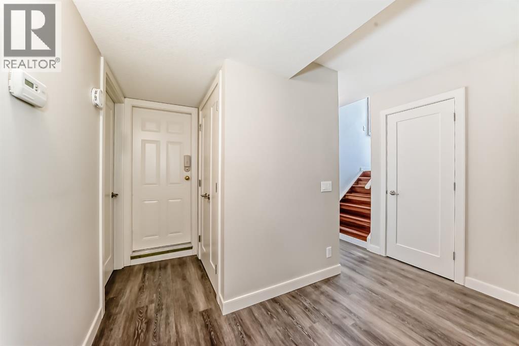 12 Varbow Place Nw, Calgary, Alberta  T3A 0B6 - Photo 21 - A2285259