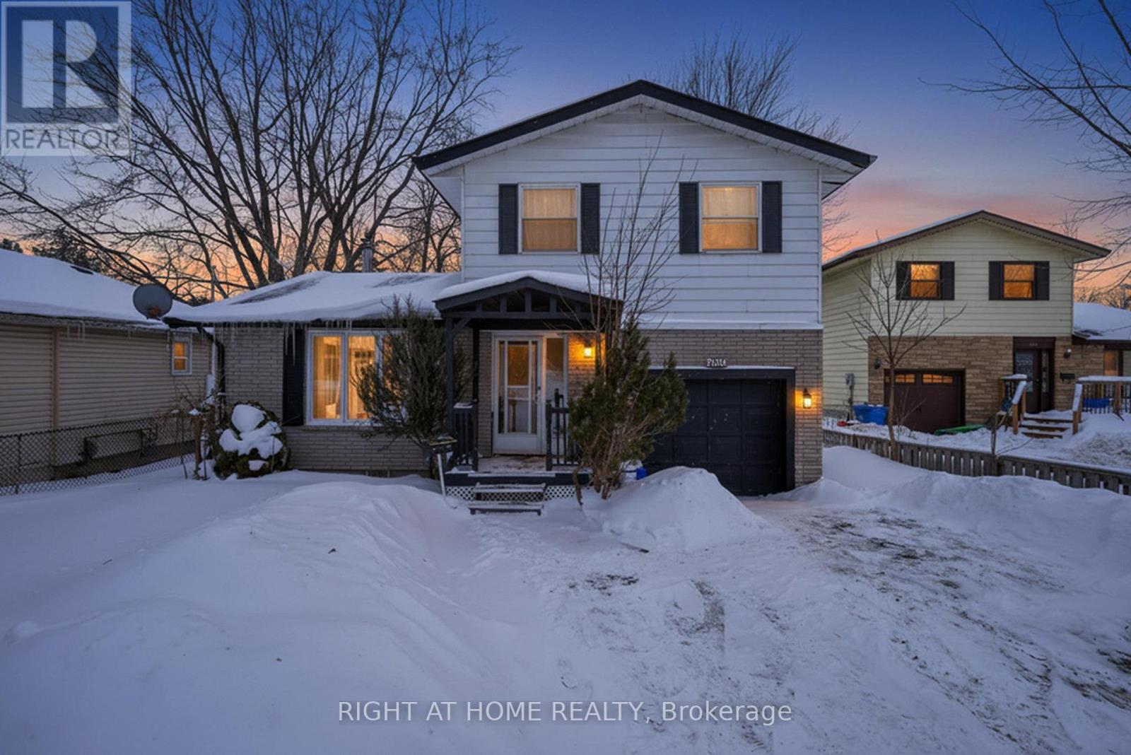 100 METRO ROAD S, Georgina, Ontario