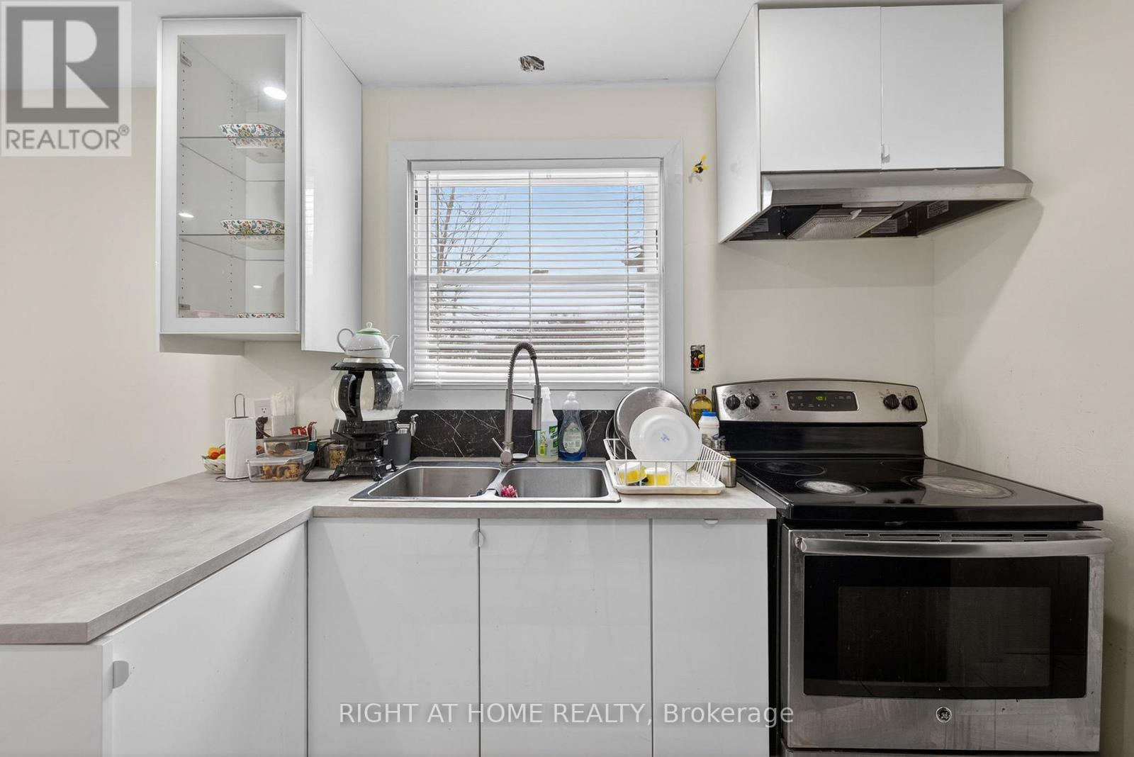 100 Metro Road S, Georgina, Ontario  L4P 1W2 - Photo 13 - N12785830